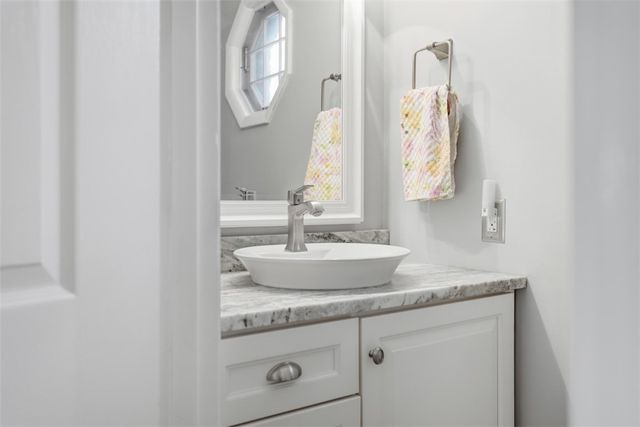 907 Cottingham Drive, Mccandless, PA 15101
