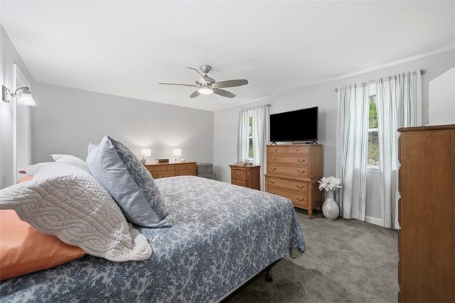 907 Cottingham Drive, Mccandless, PA 15101