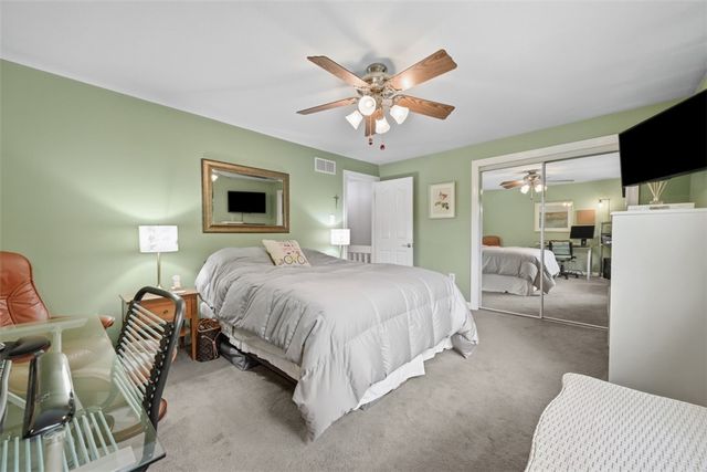 907 Cottingham Drive, Mccandless, PA 15101