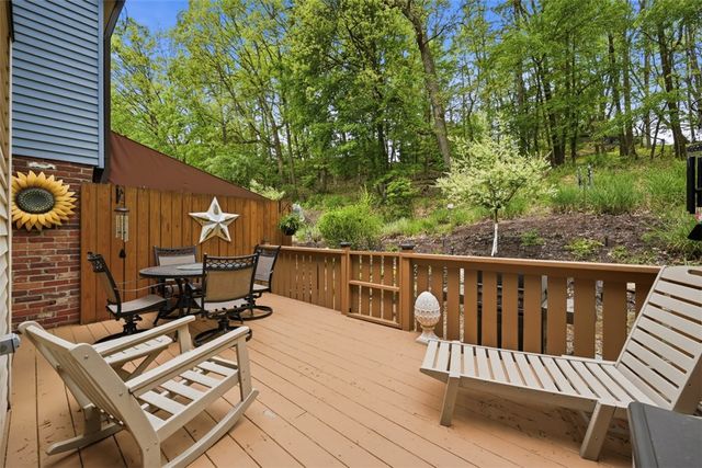 907 Cottingham Drive, Mccandless, PA 15101