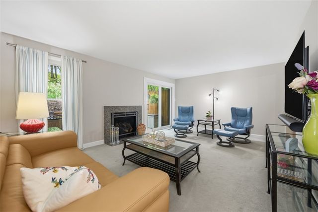 907 Cottingham Drive, Mccandless, PA 15101
