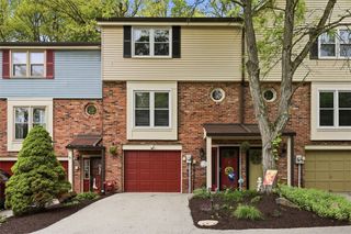 907 Cottingham Drive, Mccandless, PA 15101