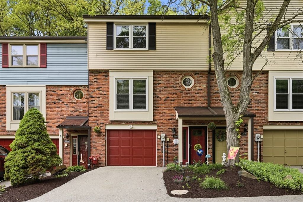 907 Cottingham Drive, Mccandless, PA 15101