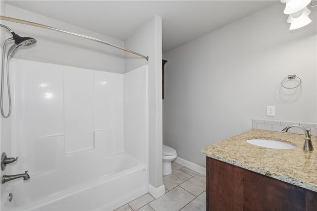 6110 McClellen Street, Bentonville, AR 72713