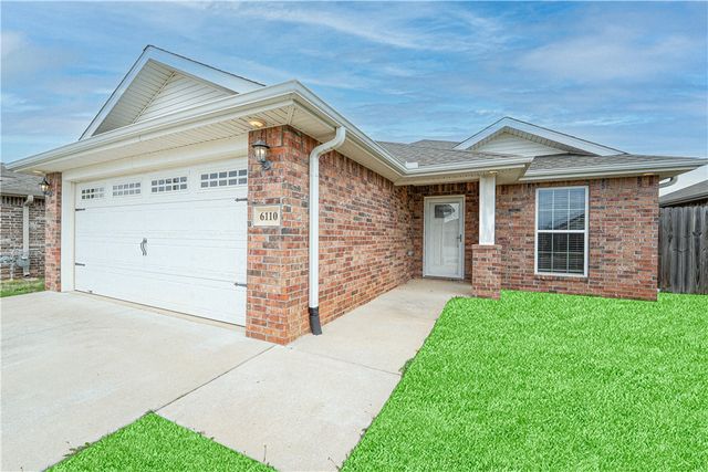 6110 McClellen Street, Bentonville, AR 72713