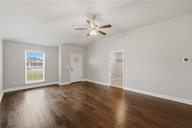 6110 McClellen Street, Bentonville, AR 72713
