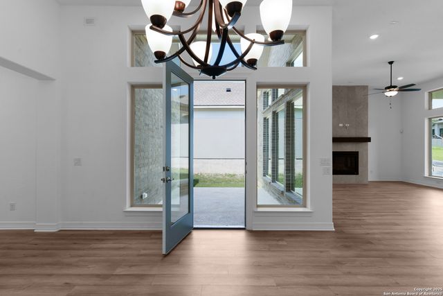 231 CINNAMON CREEK, Boerne, TX 78006