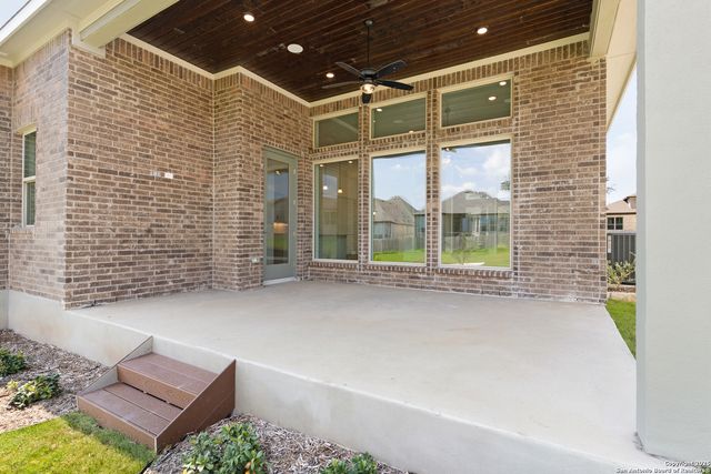 231 CINNAMON CREEK, Boerne, TX 78006