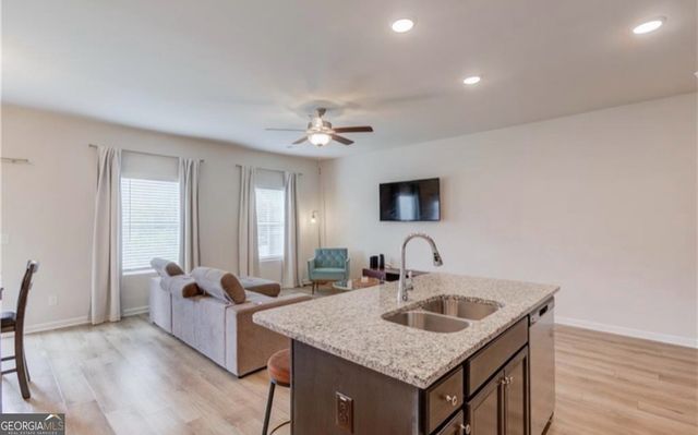 4565 Bishops Lane, Oakwood, GA 30566