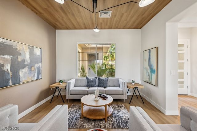 10480 Premia Place, Las Vegas, NV 89135