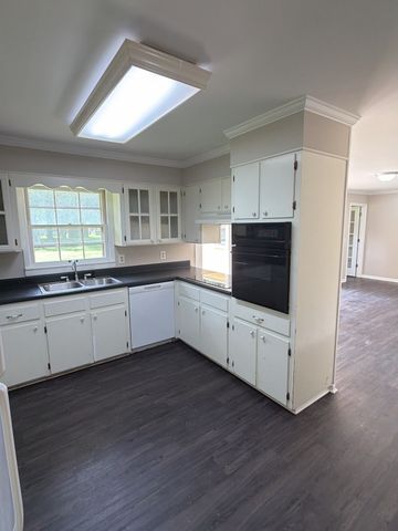 2222 Riley Rd, Murfreesboro, TN 37130