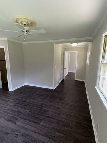 2222 Riley Rd, Murfreesboro, TN 37130