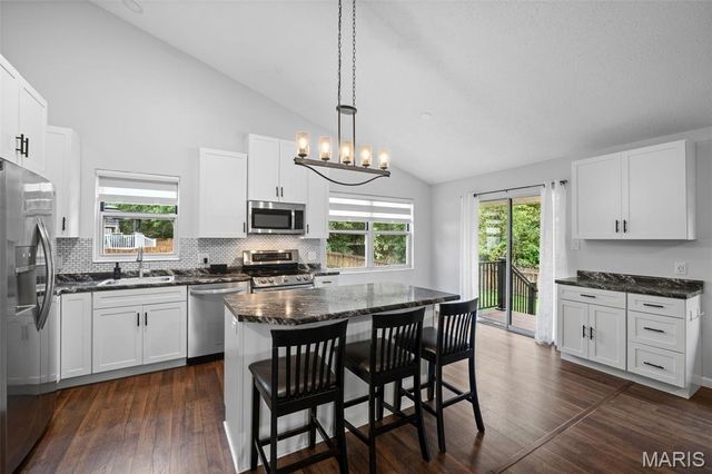 39 Gentle Court, Fenton, MO 63026
