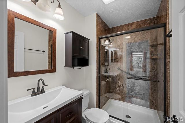 39 Gentle Court, Fenton, MO 63026