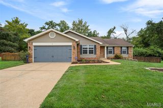 39 Gentle Court, Fenton, MO 63026