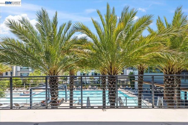 5806 Silhouette Ct, Dublin, CA 94568