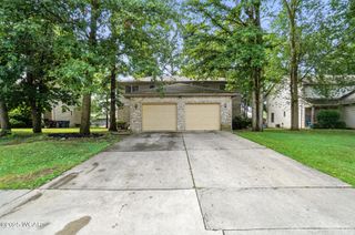3051-3053 Elijah Parkway, Lima, OH 45805