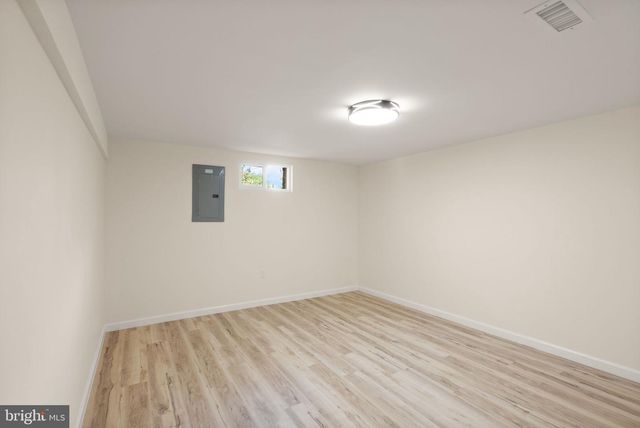7028 BRADLEY CIR, Annandale, VA 22003