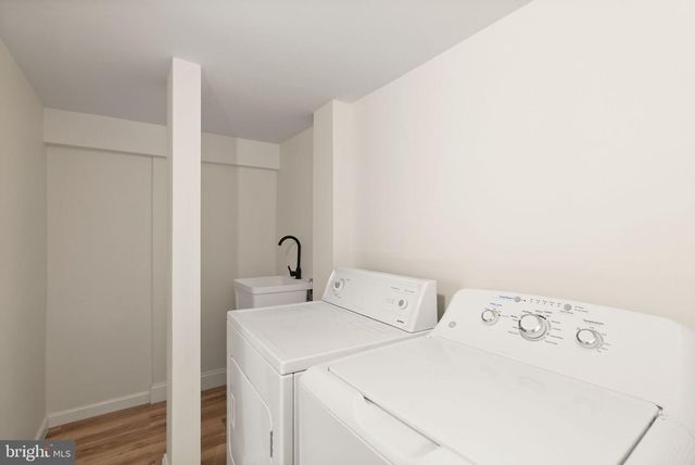 7028 BRADLEY CIR, Annandale, VA 22003