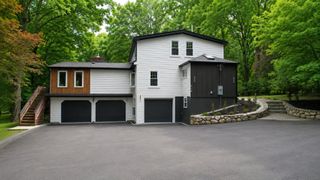 616 Grove, Framingham, MA 01701
