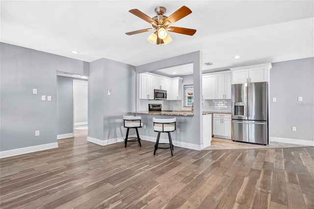 2000 76TH STREET N, St Petersburg, FL 33710