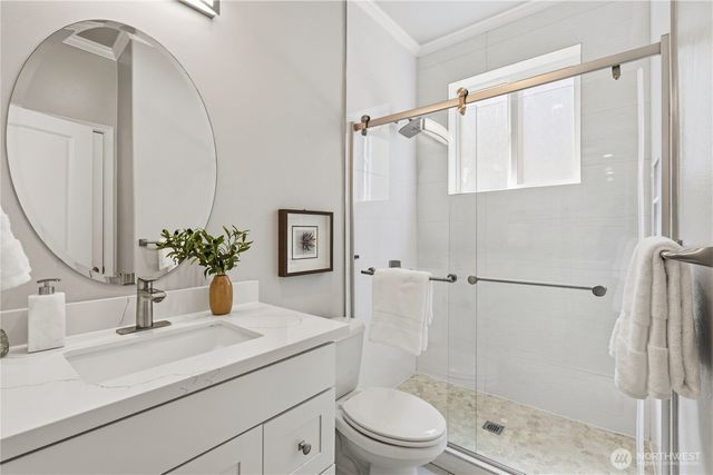 16105 Northup Way, Bellevue, WA 98008