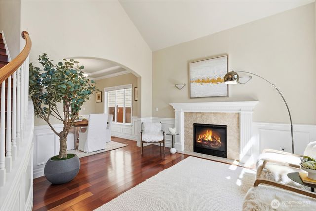 16105 Northup Way, Bellevue, WA 98008