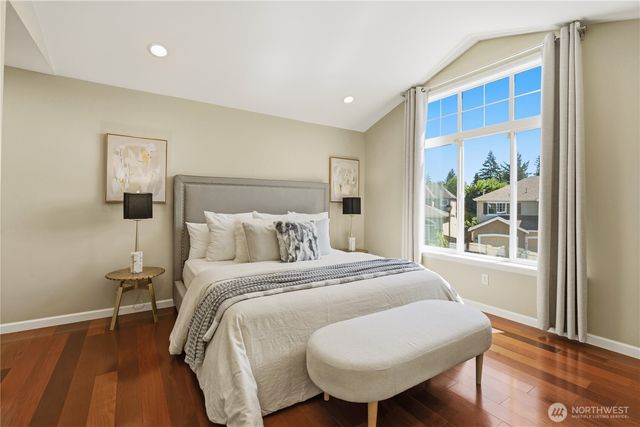 16105 Northup Way, Bellevue, WA 98008