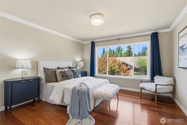 16105 Northup Way, Bellevue, WA 98008