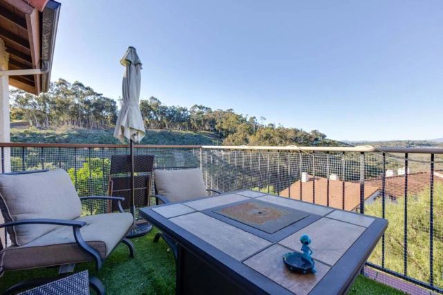 2816 Fairfield, Carlsbad, CA 92010