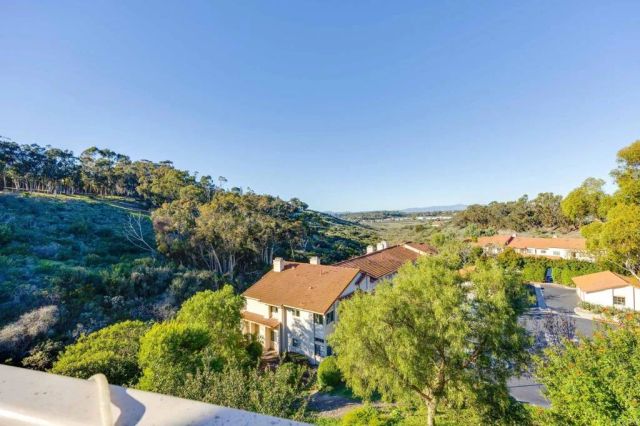 2816 Fairfield, Carlsbad, CA 92010