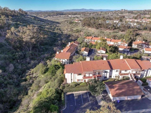 2816 Fairfield, Carlsbad, CA 92010