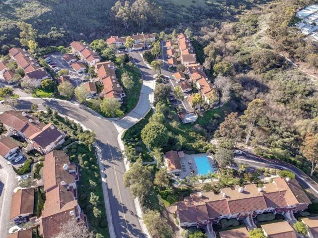 2816 Fairfield, Carlsbad, CA 92010