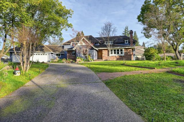 8475 Burford Ln, Fair Oaks, CA 95628