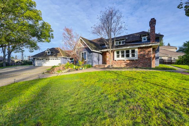 8475 Burford Ln, Fair Oaks, CA 95628