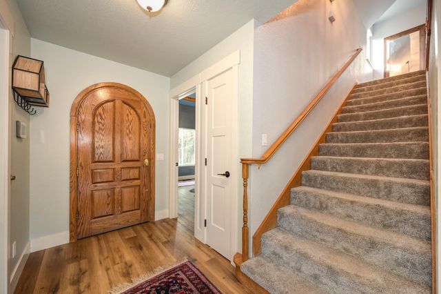 8475 Burford Ln, Fair Oaks, CA 95628