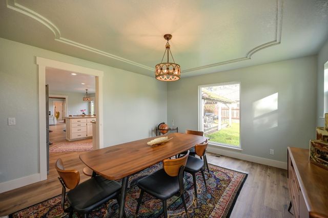 8475 Burford Ln, Fair Oaks, CA 95628