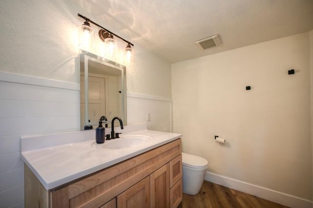 8475 Burford Ln, Fair Oaks, CA 95628