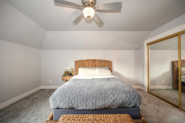 8475 Burford Ln, Fair Oaks, CA 95628