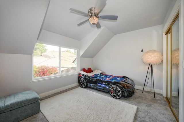 8475 Burford Ln, Fair Oaks, CA 95628