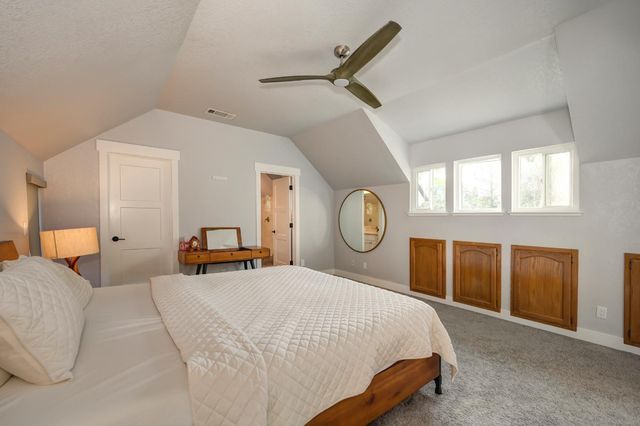 8475 Burford Ln, Fair Oaks, CA 95628