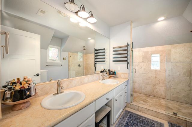 8475 Burford Ln, Fair Oaks, CA 95628