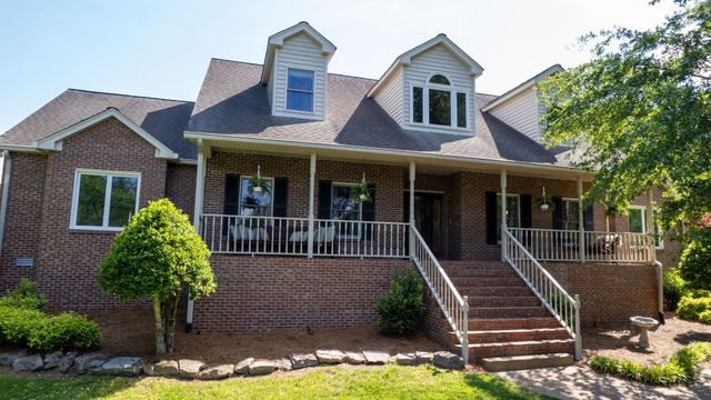 9 Stover Ln, Gordonsville, TN 38563