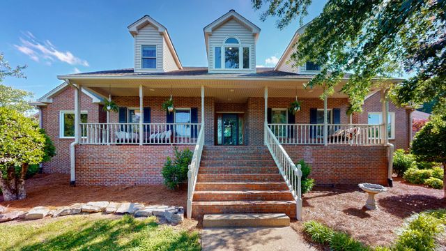9 Stover Ln, Gordonsville, TN 38563