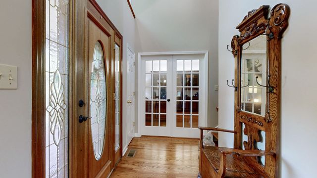 9 Stover Ln, Gordonsville, TN 38563