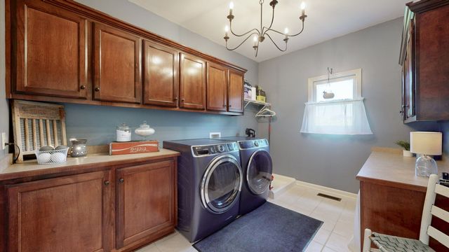 9 Stover Ln, Gordonsville, TN 38563