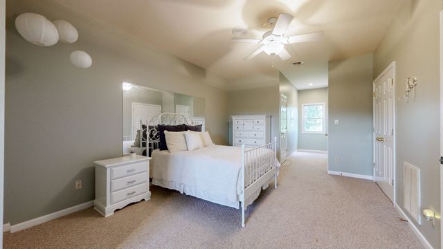 9 Stover Ln, Gordonsville, TN 38563
