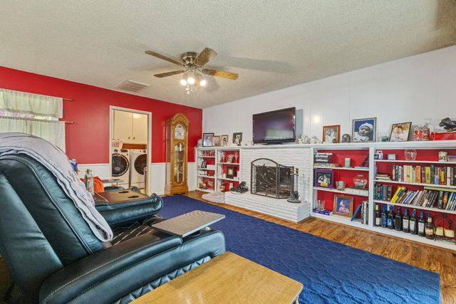 2701 Sheffield Ln, Modesto, CA 95350