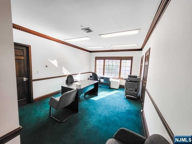 36 Farview Terrace Rear Office, Paramus, NJ 07652