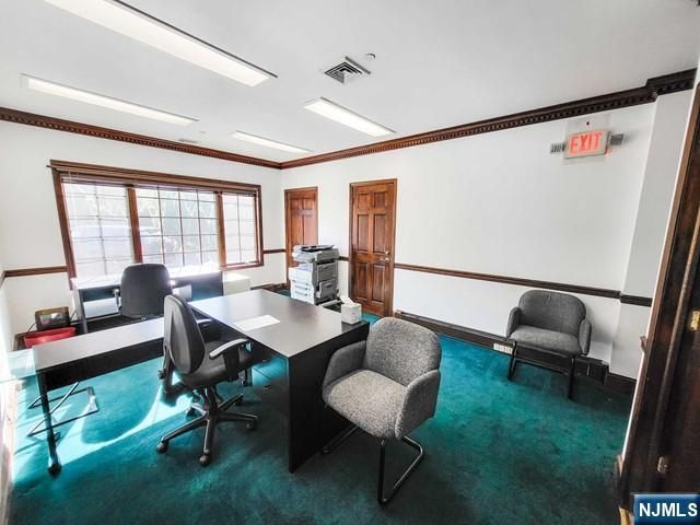 36 Farview Terrace Rear Office, Paramus, NJ 07652